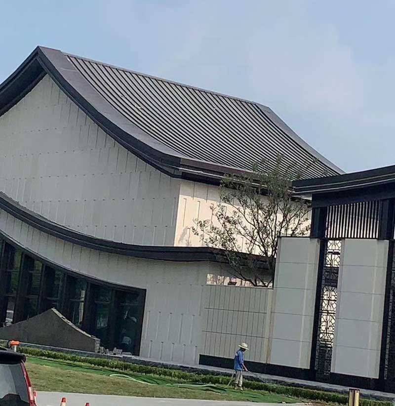 哈尔滨金属屋面板的常见类型有哪些？
